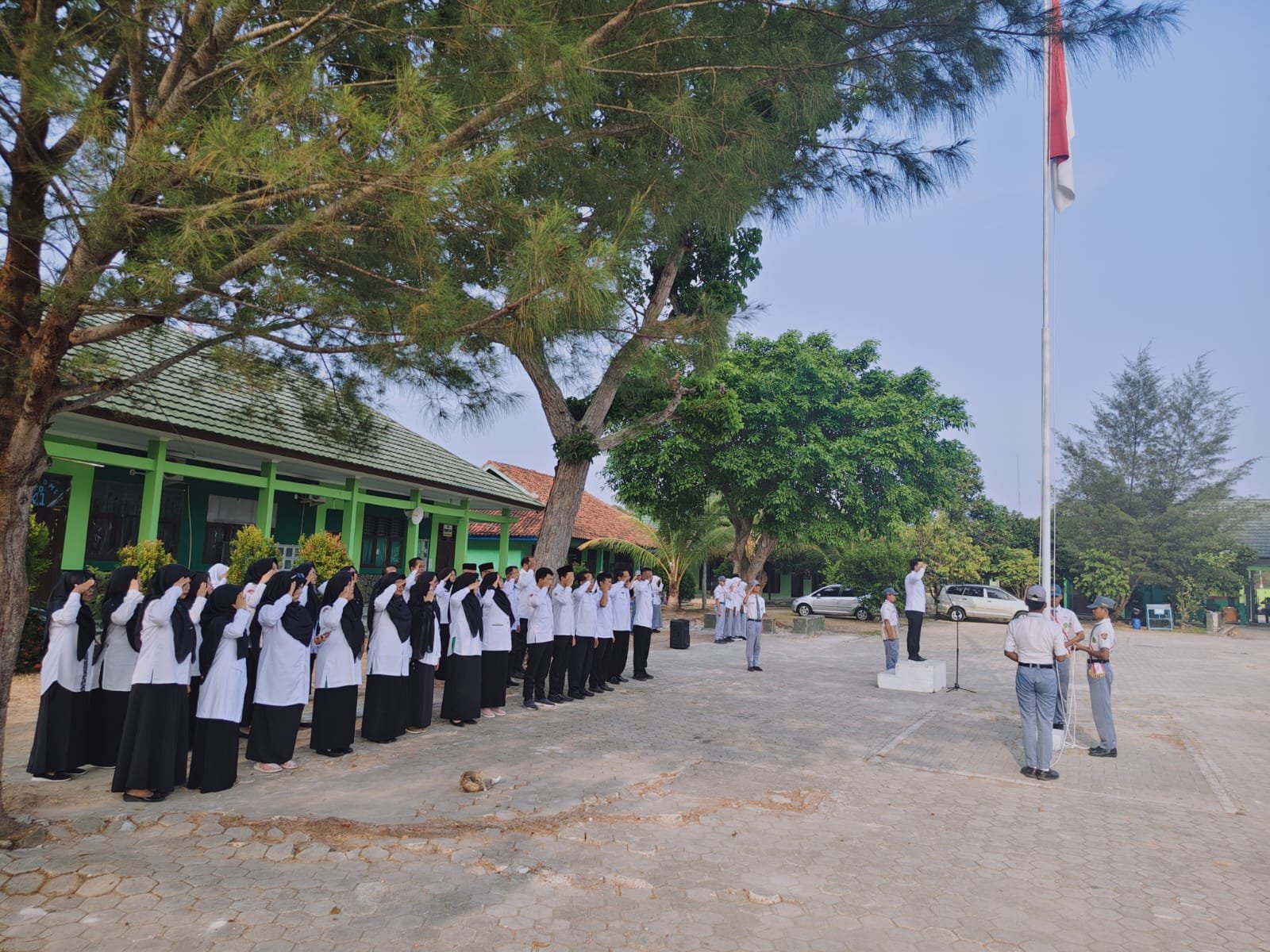 Darurat Narkoba Menyasar Remaja, Kepala BNN Lampung Selatan Rahmad Hidayat Pimpin Upacara MAN 1 Lampung Selatan dan Gaungkan 'ANANDA Bersinar'